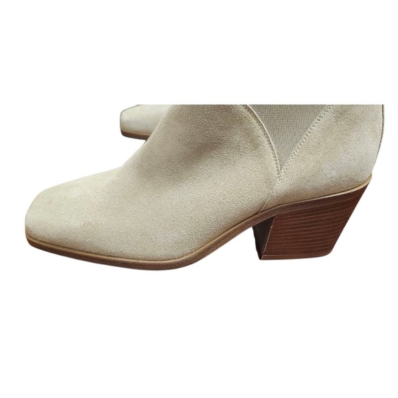 M Gemi Lelia Booties in Soft Suede. Size EU 39/US 8.5 - Picture 6 of 12
